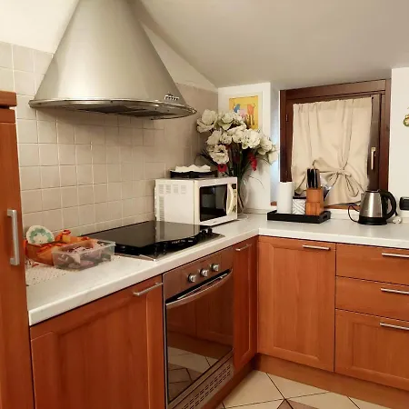Apartament I Quattro Laghi Casa Delle Rose