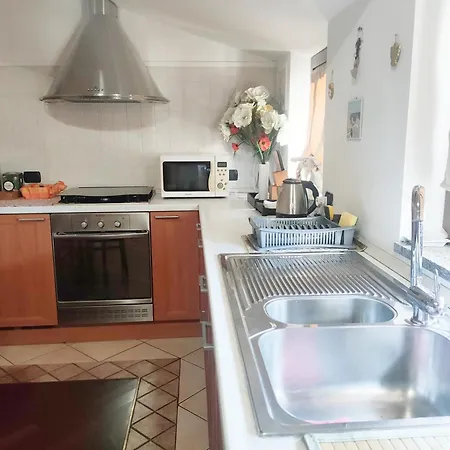 Apartament I Quattro Laghi Casa Delle Rose *